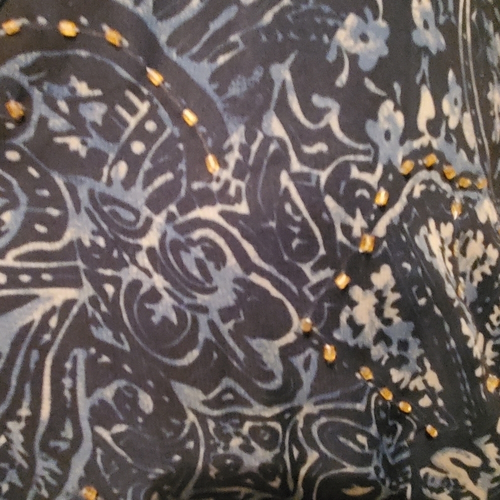Fashion Bug Dark Romance Navy Blue Paisley Blouse Size 22/24 W/ Blue Tank Top - Picture 4 of 7